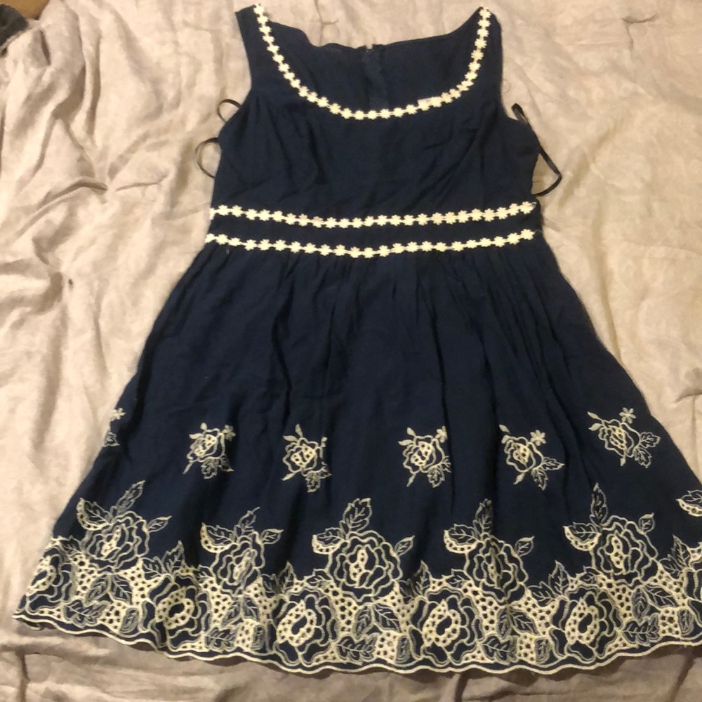 Girls dress